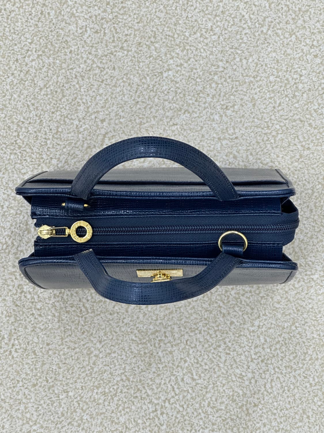 꾸레쥬 네이비 사피아노 핸드백 상품이미지6