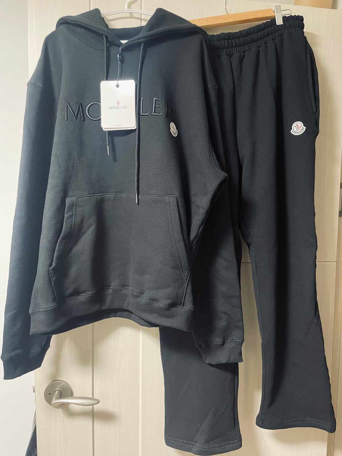 급처}몽클레어 트레이닝 2XL 상품이미지1