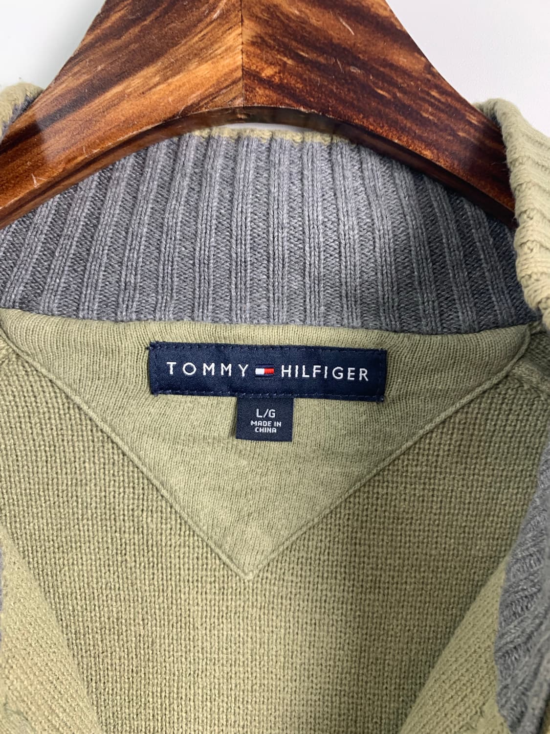 타미힐피거 자수로고 베이지 니트집업 가디건 상품이미지4