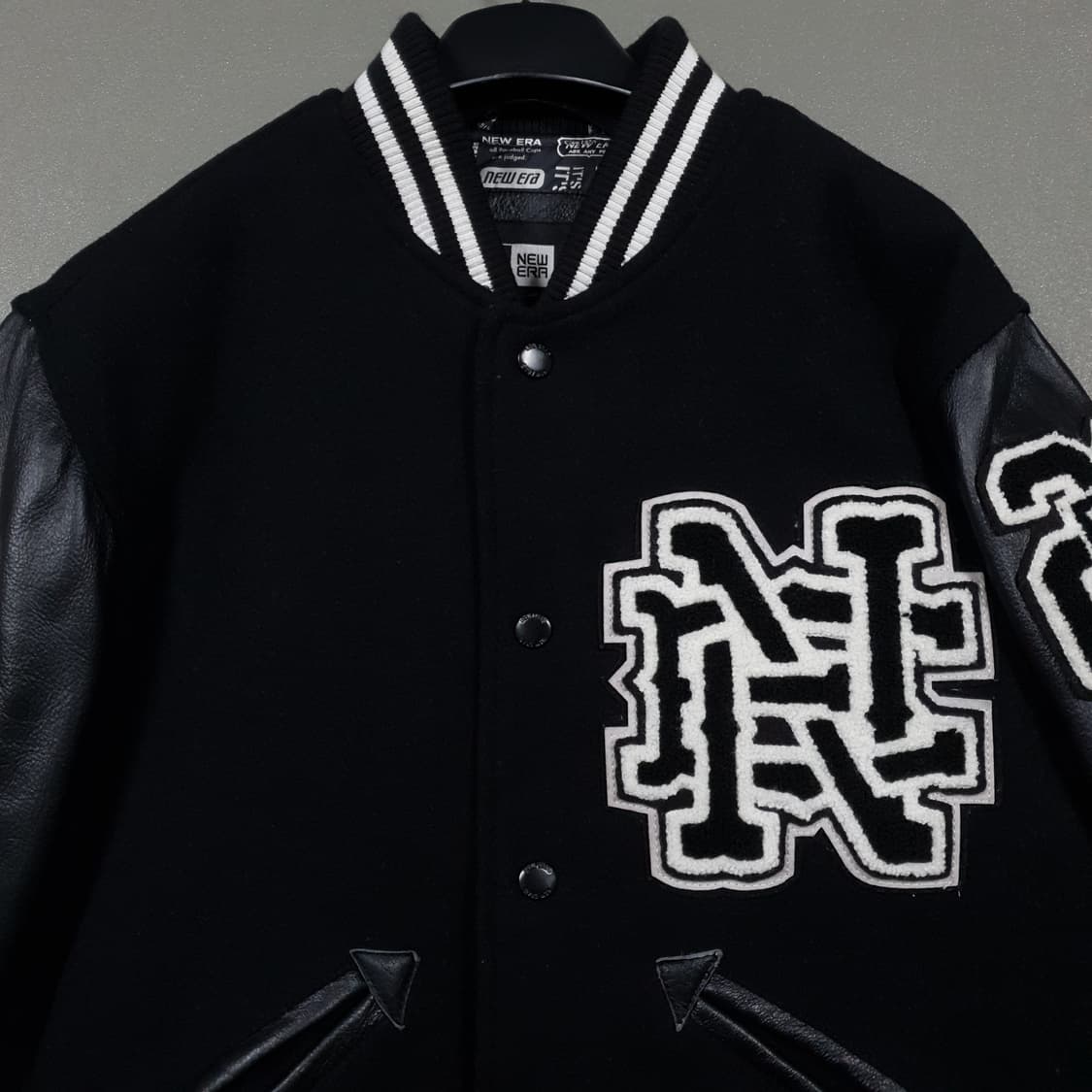 뉴에라 오리지네이터스 패치워크 울 레더 가죽 바시티 자켓 블랙 S 상품이미지4