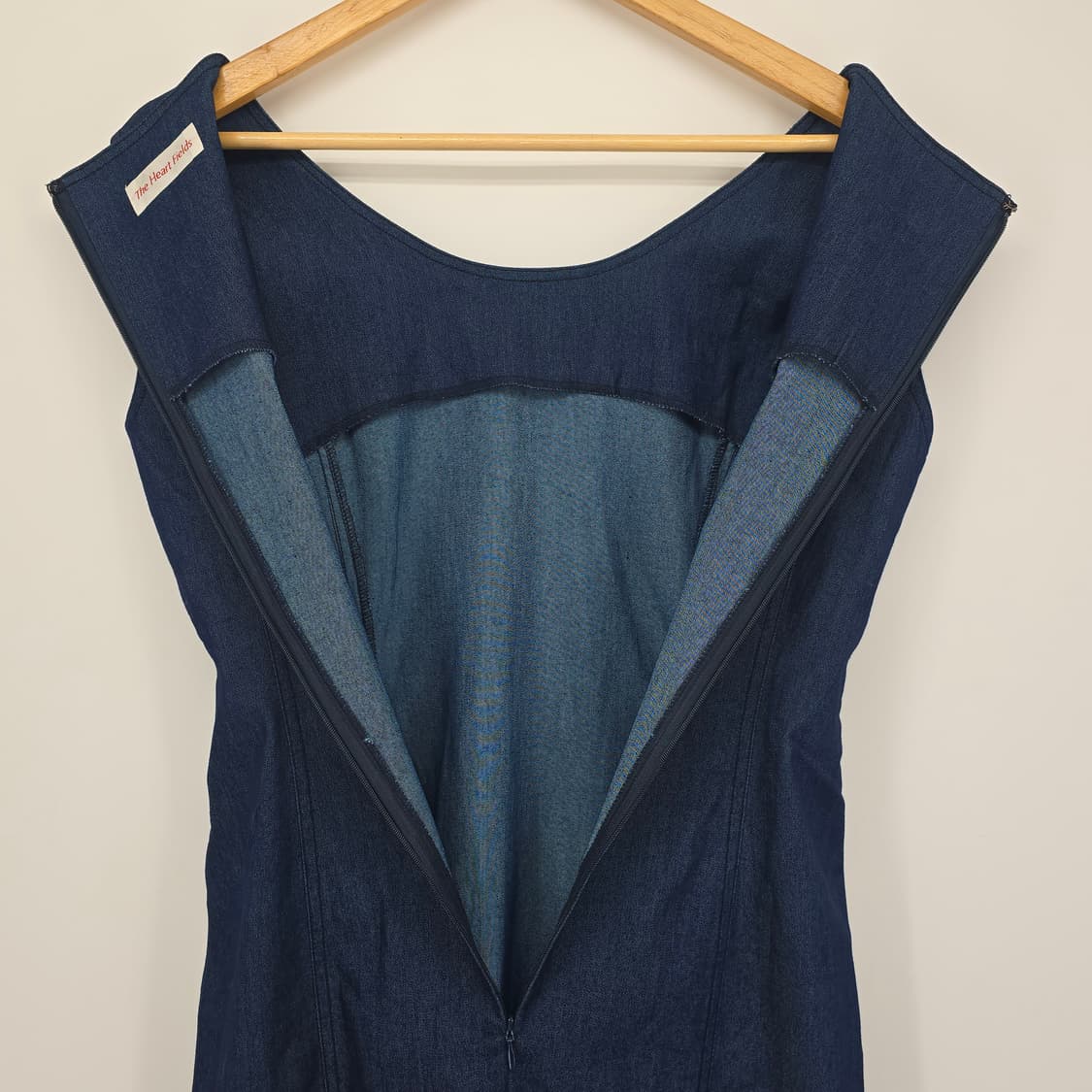 The Heart Fields 네이비 데님 민소매 롱 원피스 상품이미지5
