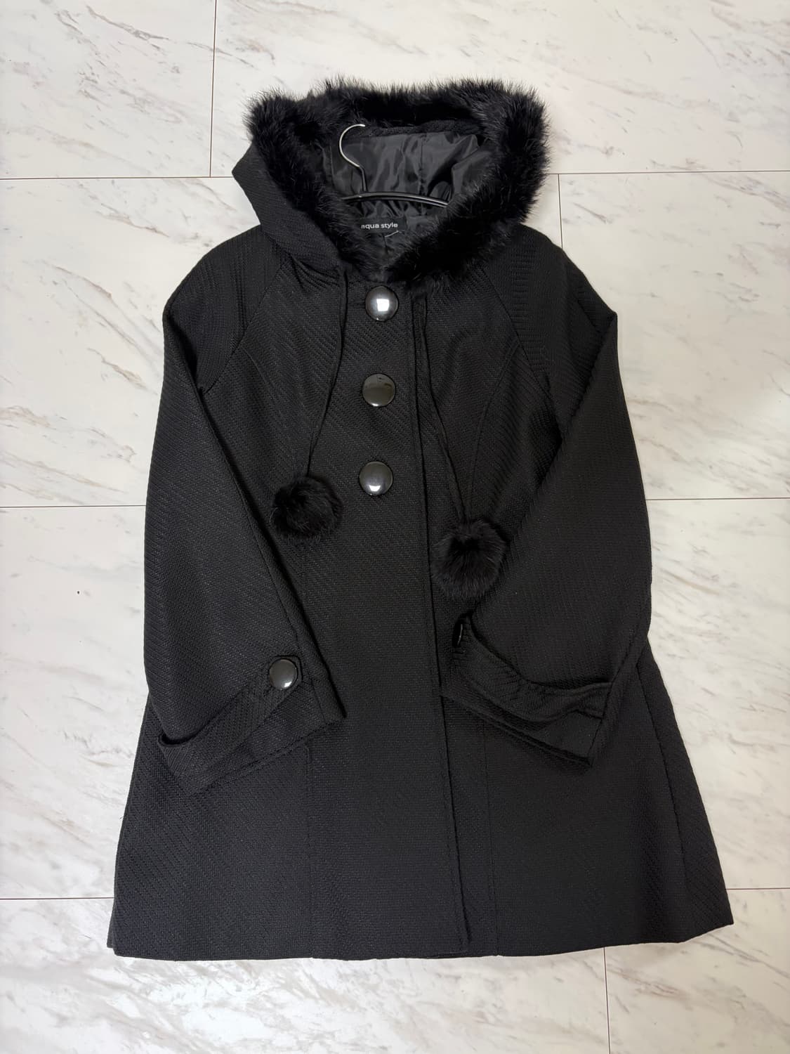 빈티지 폼폼 블랙 코트  상품이미지1