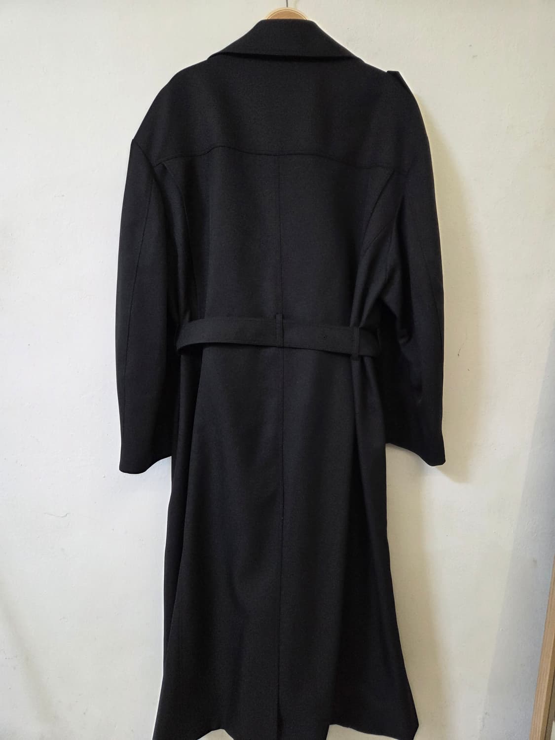 인사일런스 SASAKI 더블 포켓 트렌치 코트 BLACK 상품이미지6