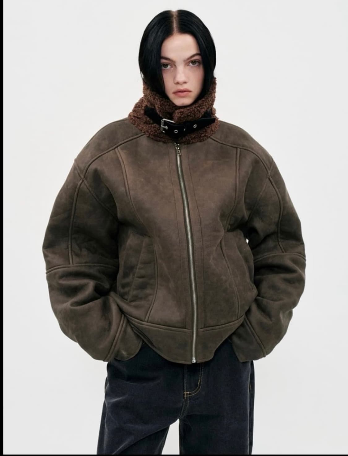 밀로아카이브 무스탕 s 상품이미지1