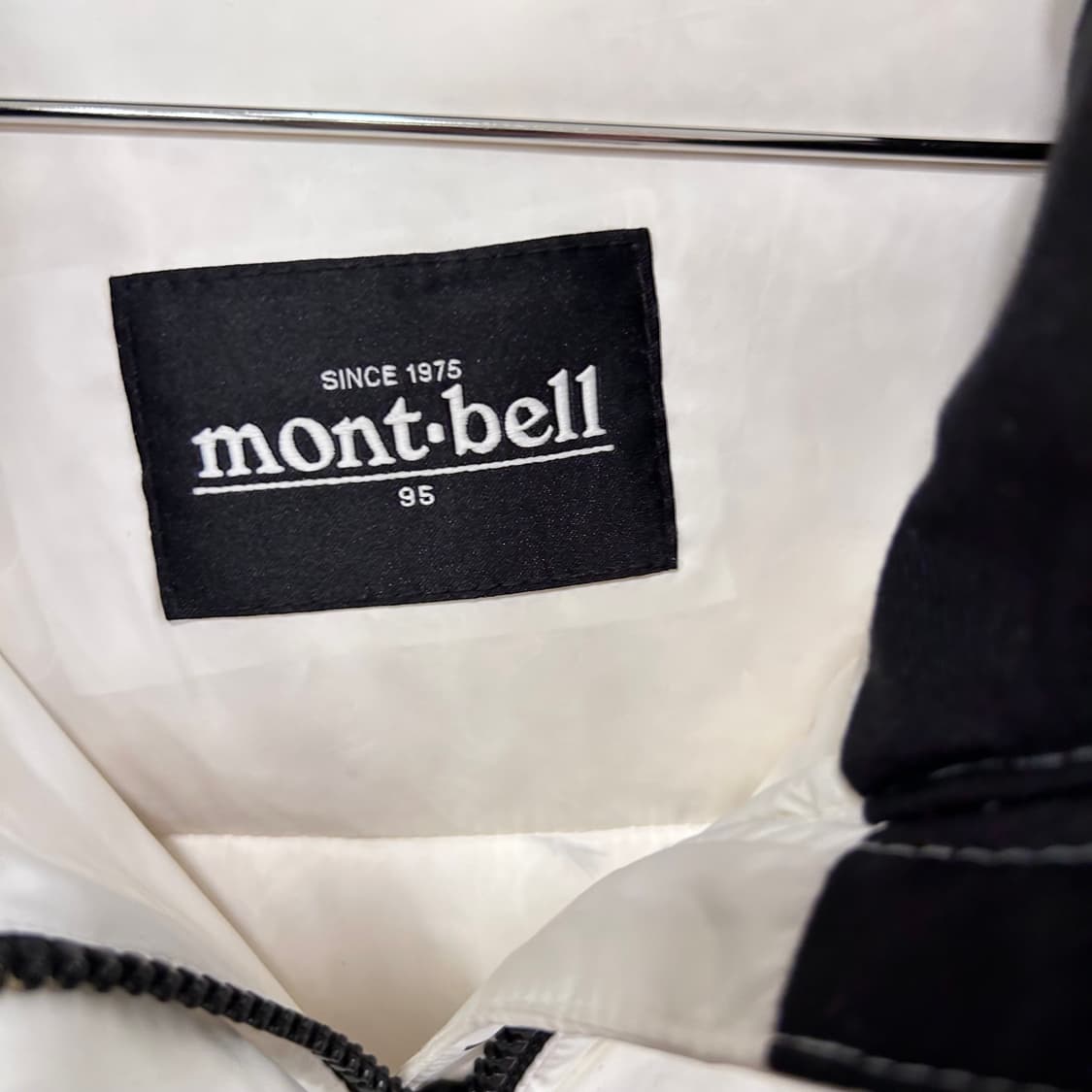 몽벨 오리털 에스더 다운 후드 롱패딩 상품이미지3