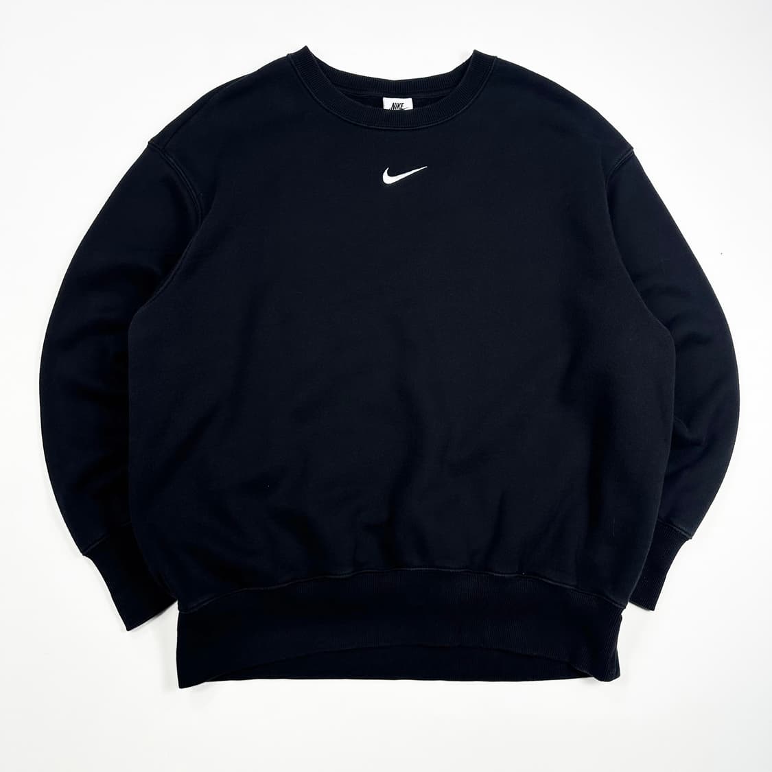 나이키 센터 스우시 블랙 맨투맨 (L 여성추천) 상품이미지2