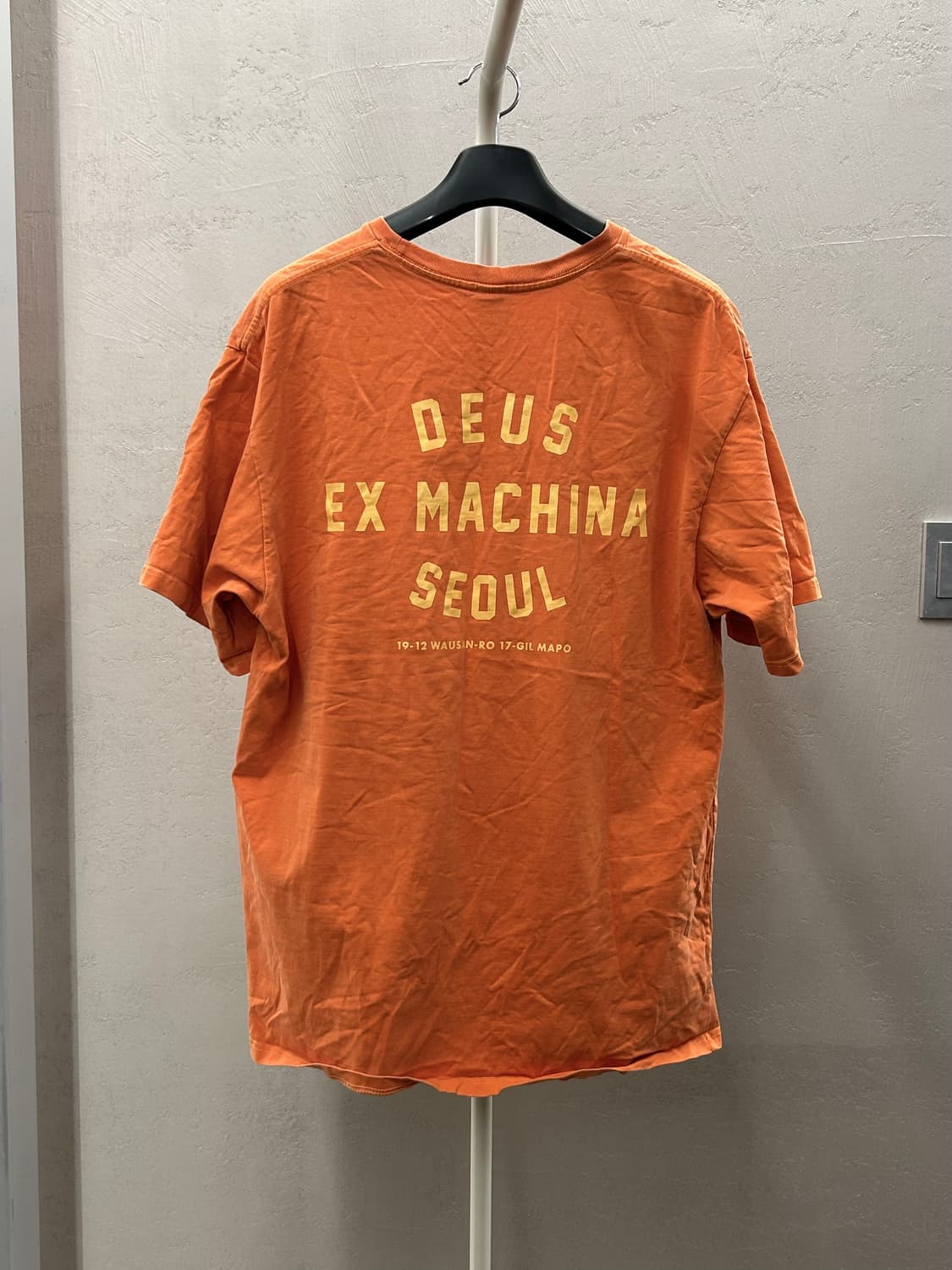 데우스 엑스 마키나 오렌지 반팔 티셔츠 상품이미지3