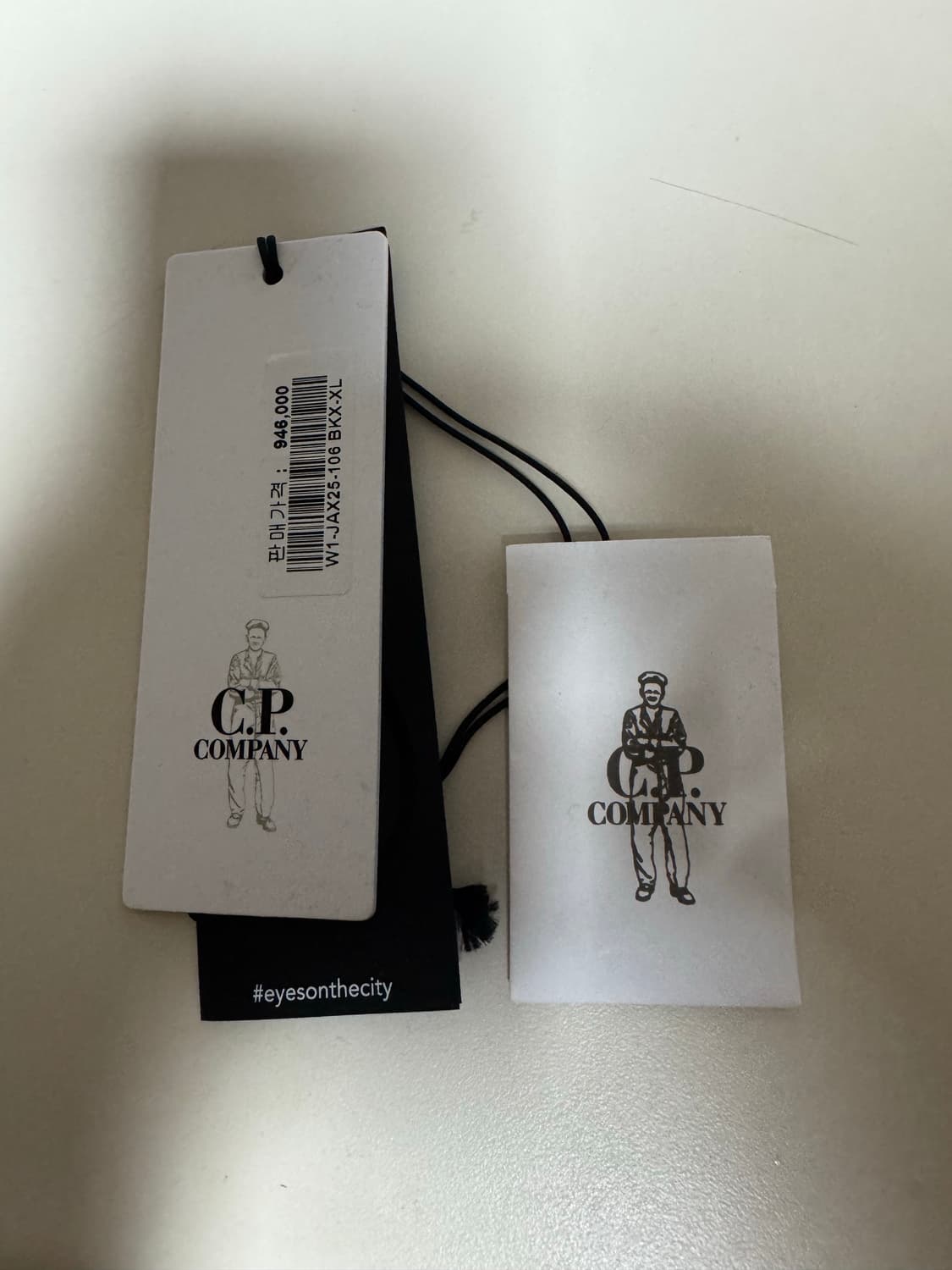 c.p. company 씨피컴퍼니 dd쉘 경량패딩 xl 상품이미지6