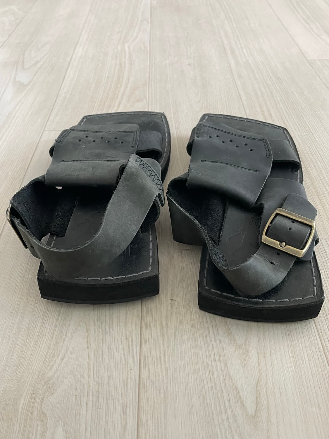 디젤 스퀘어토 샌들 블랙 상품이미지4