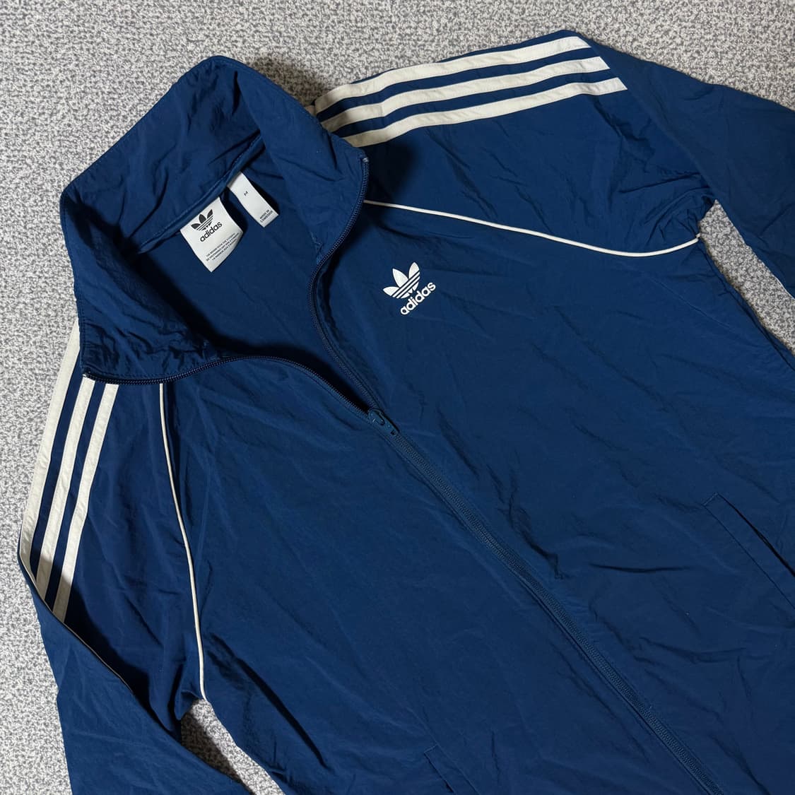 아디다스 윈드브레이커 바람막이 M 상품이미지3