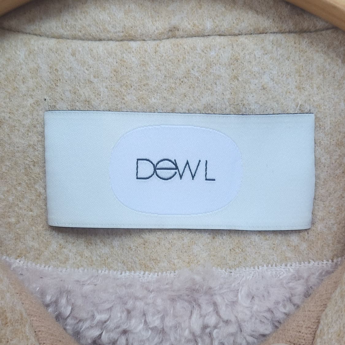 DEWL 베이지 숏 자켓 상품이미지3