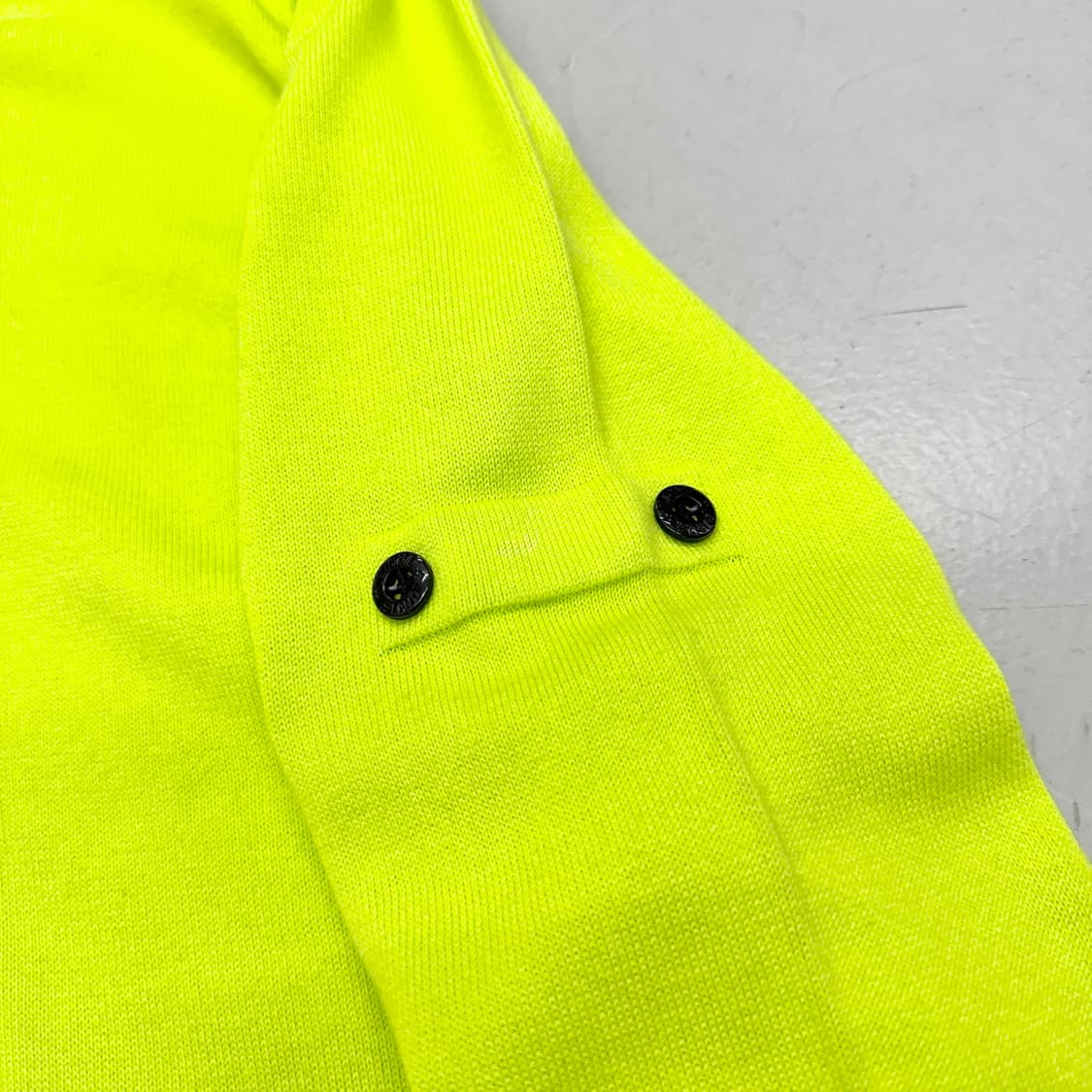 스톤아일랜드 형광 니트 상품이미지4