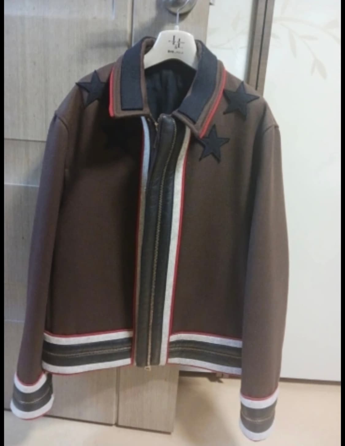 지방시 런웨이 컬렉션 스타 자켓 상품이미지3