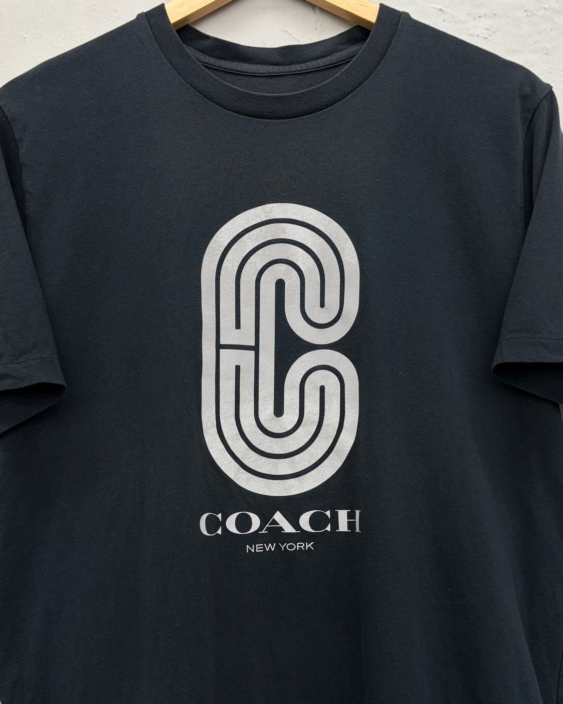 코치 베이직 C로고 티셔츠 상품이미지2