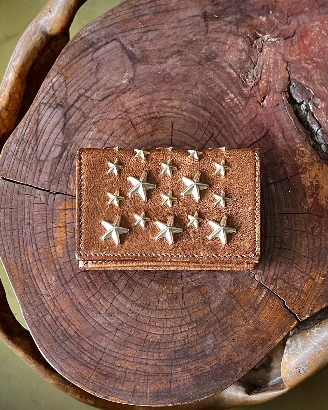 2010‘s JIMMY CHOO Star Studs Half Wallet 상품이미지2