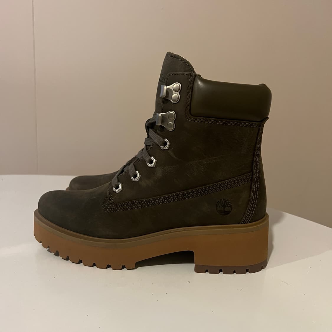 팀버랜드 스웨이드 앵클 부츠 상품이미지2