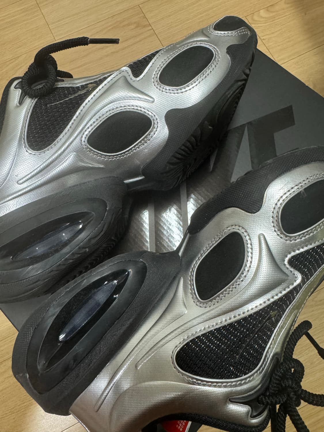 나이키 에어맥스 뮤즈 240 상품이미지2