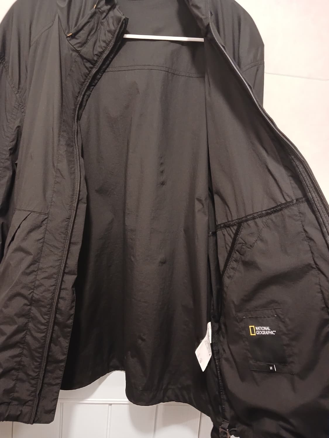 내셔널지오그래픽 정품 여성 바람막이 95 (M) 사이즈 상품이미지4