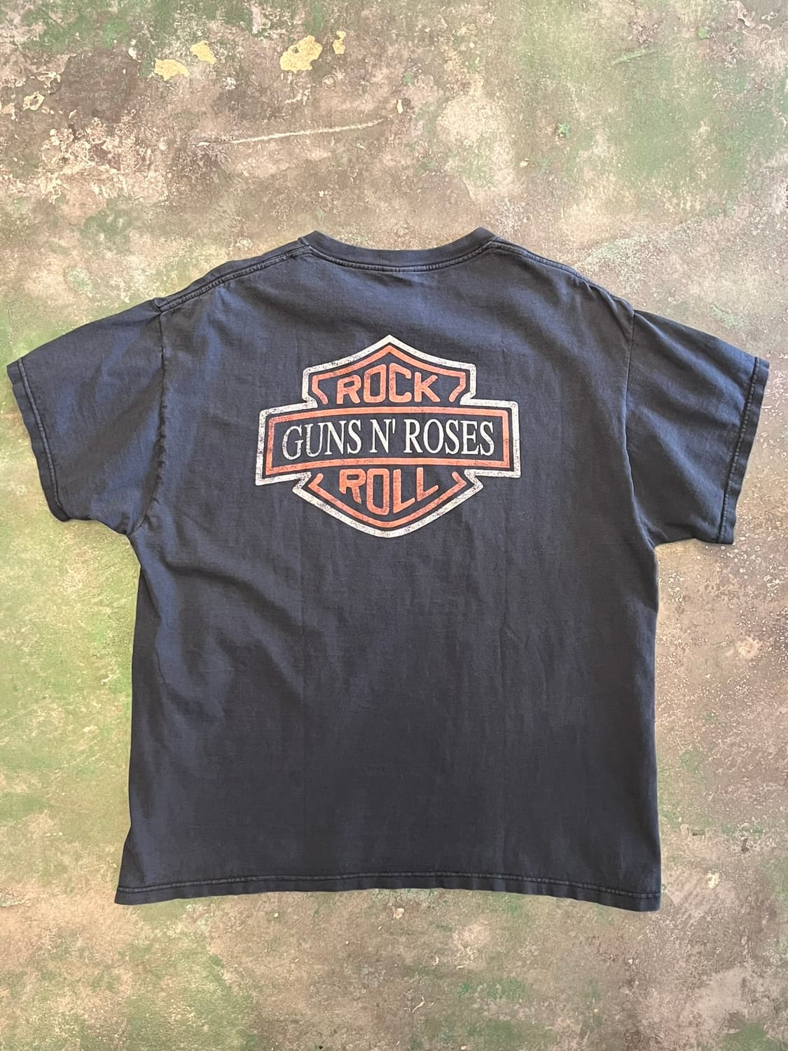 00's [XL] 빈티지 건즈앤로지스 바이커 밴드티 프룻오브더룸 페이딩 상품이미지9