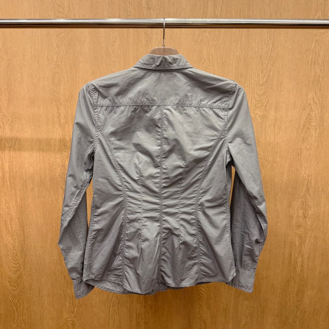 캘빈클라인 긴팔 셔츠 밀리터리 버튼업 포켓 디테일 그레이 상품이미지3