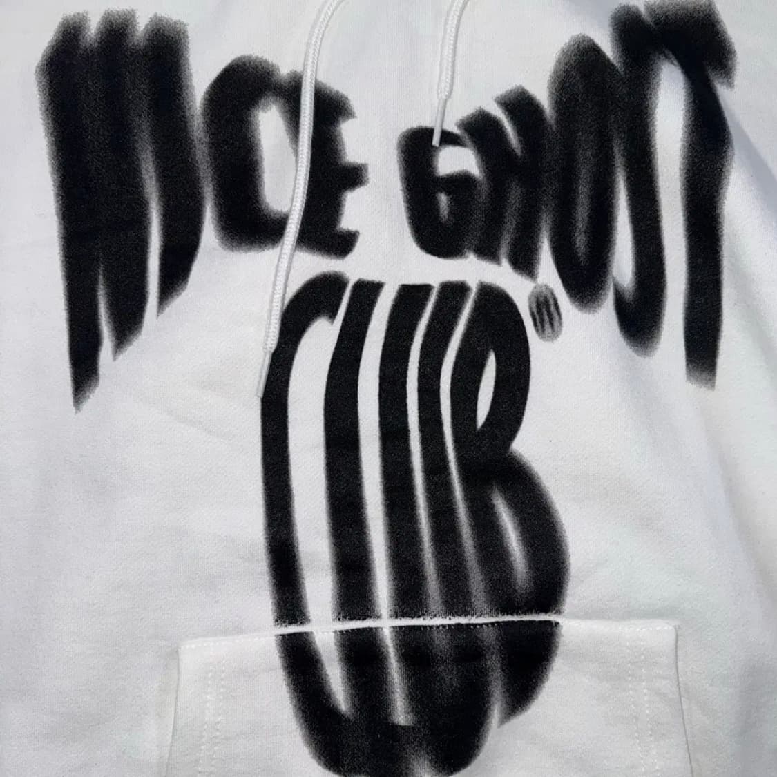 투티/0241 NICE GHOST CLUB 화이트 기모 후드 빅로고 상품이미지8