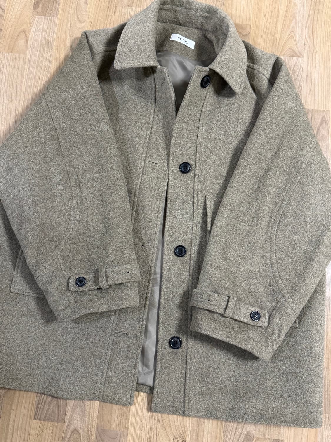 에토스 미디코트 카키 상품이미지2