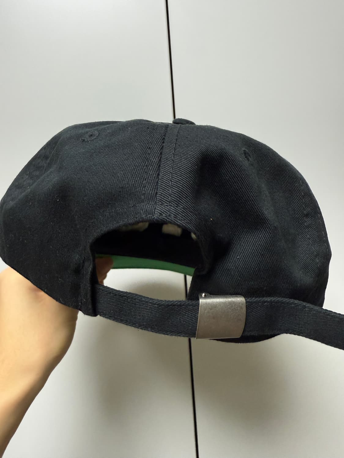 스투시 스투 아치 스트랩백 캡 블랙 판매합니다 상품이미지4