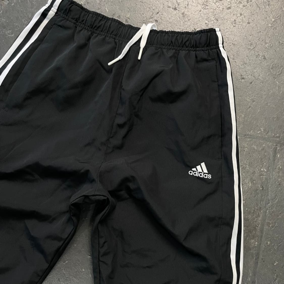 95-100 아디다스 사이드버튼 트레이닝 나일론 팬츠 상품이미지2