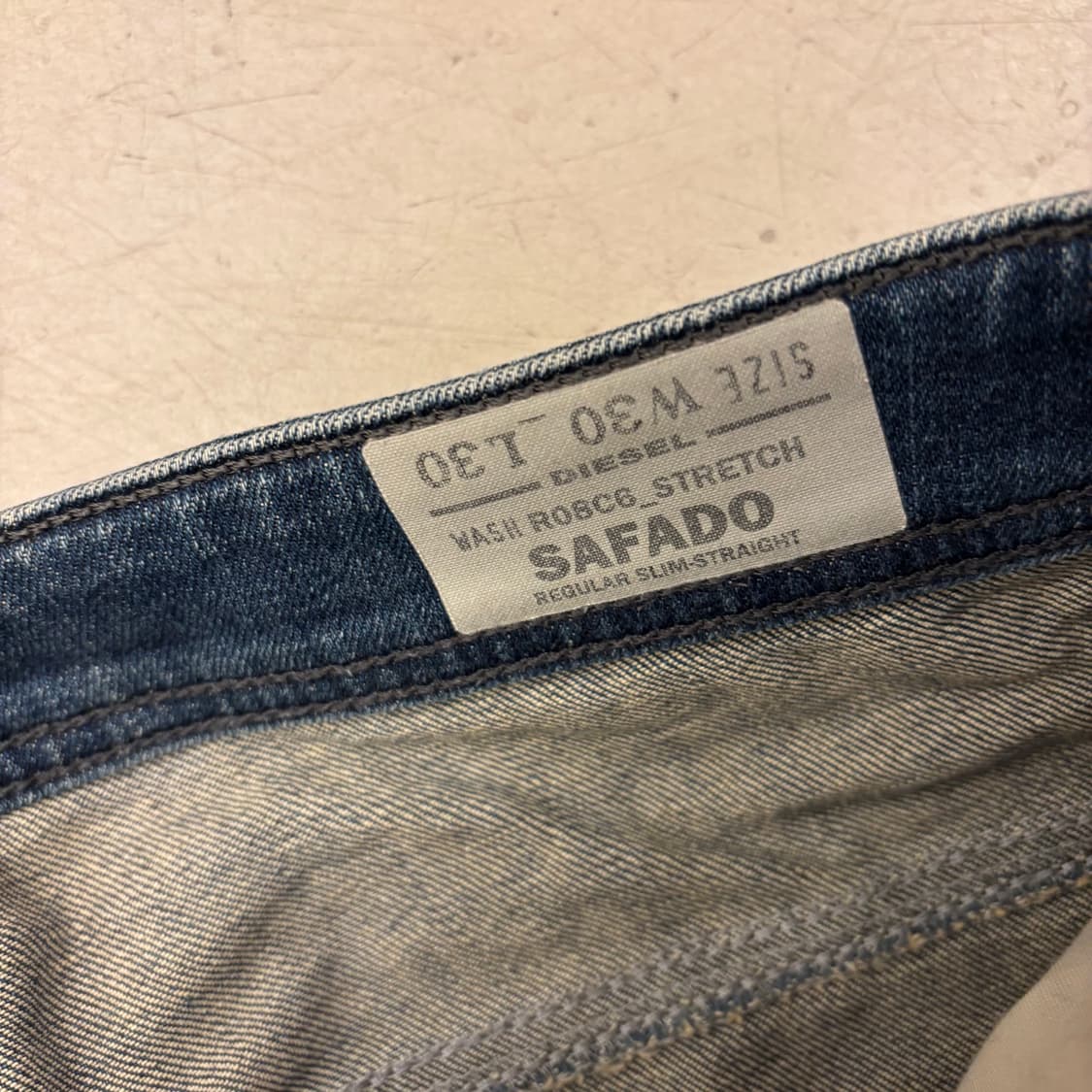 디젤 워싱 데미지 데님 팬츠 상품이미지4