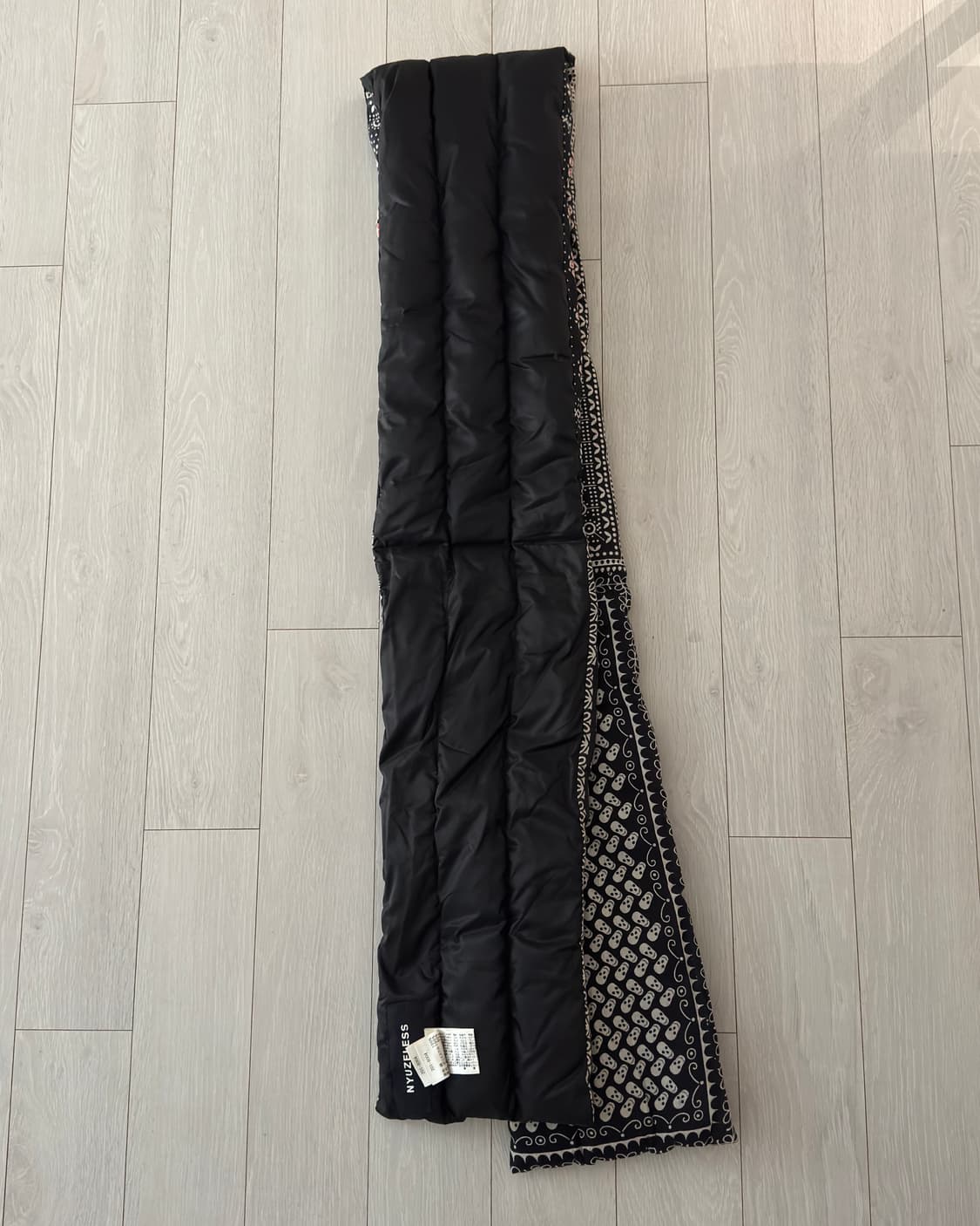 뉴즈리스 캐피탈맛 양면 덕 다운 스카프 상품이미지4