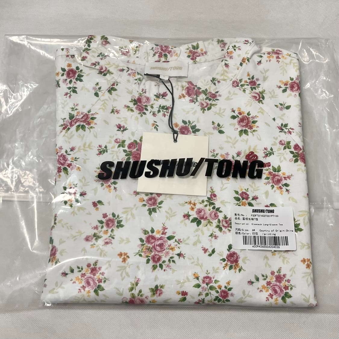 [6,8,10]슈슈통 26ss 플로럴 롱 슬리브리스 탑/화이트 상품이미지5