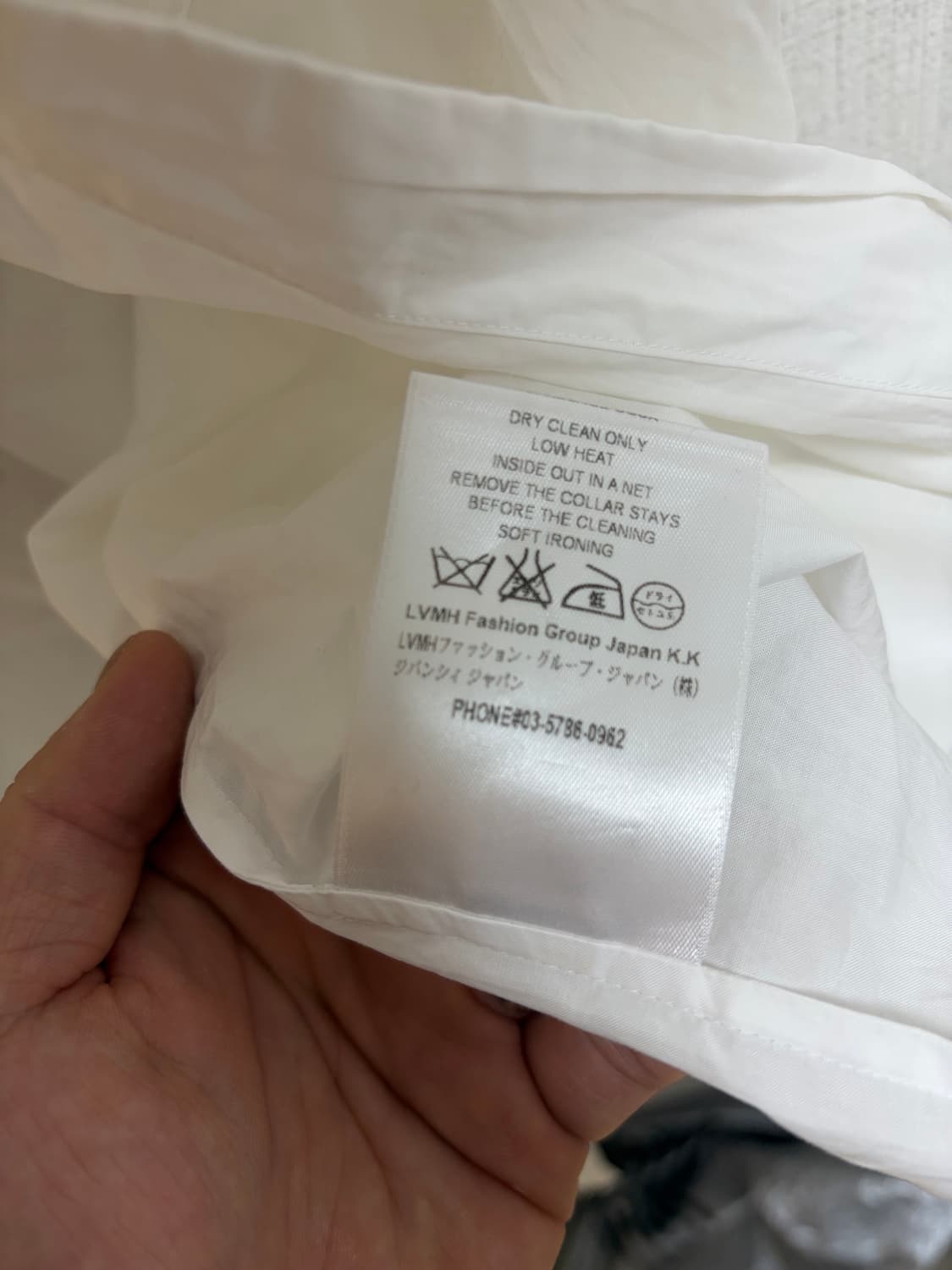 지방시 26ss 스트럭처드 숄더 셔츠 상품이미지5