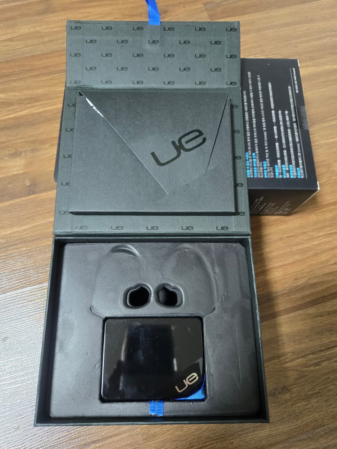 UE900 얼티밋이어 이어폰 오리지널버전 [구패키지 풀팩] 상품이미지5