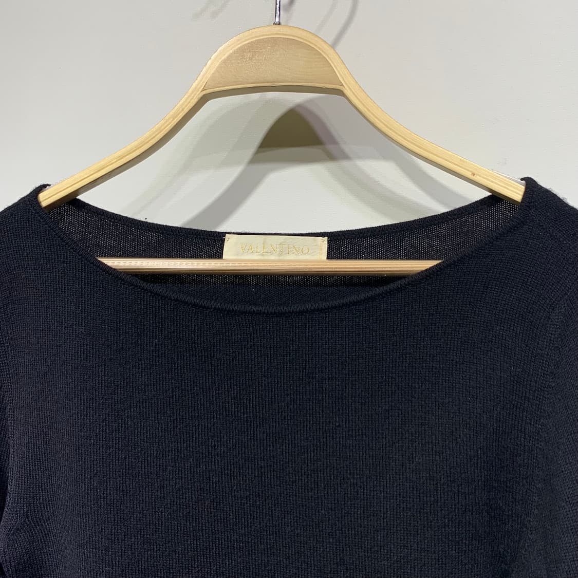 발렌티노 크롭 니트 판매합니다 상품이미지2