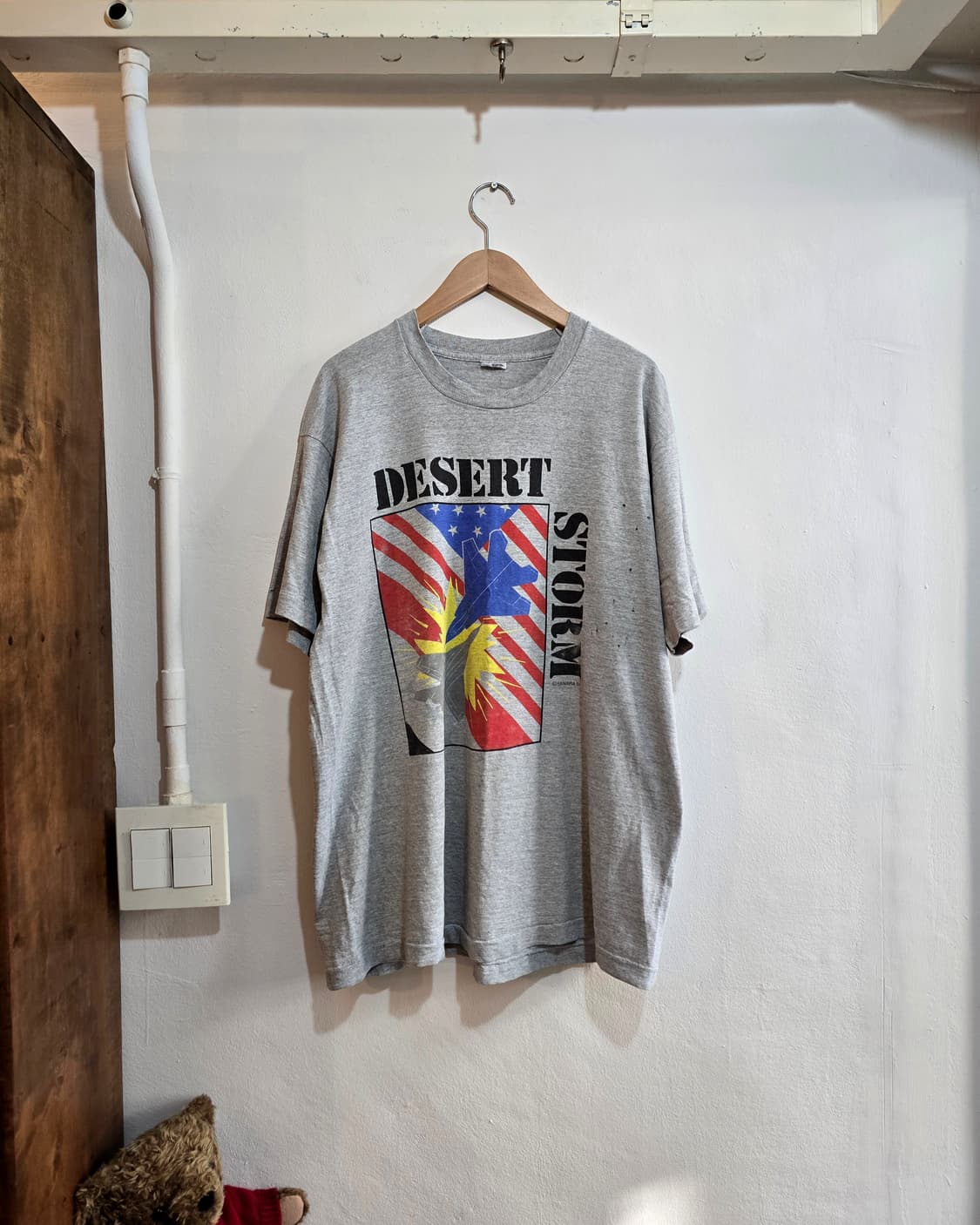 Desert Storm 성조기 티셔츠 그레이 상품이미지1