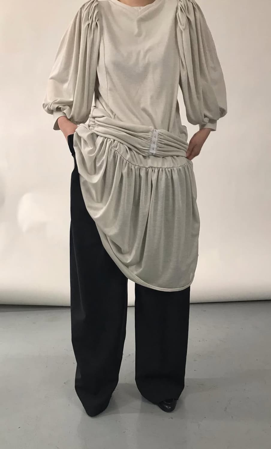 에옹쓰 아르누보 드레스 세이지그린 상품이미지2