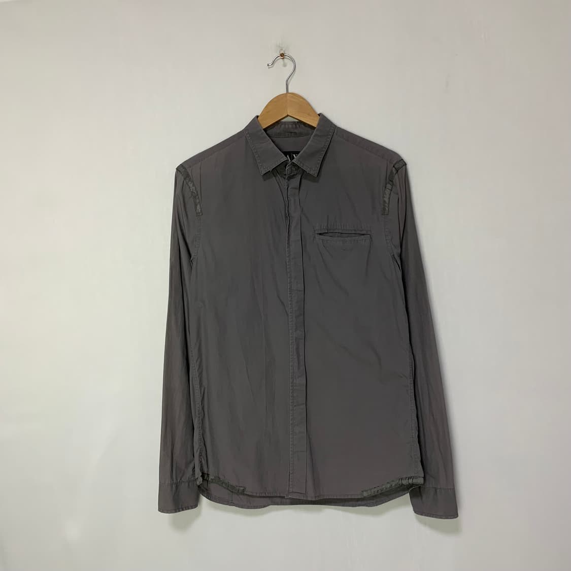 아르마니 익스체인지 알마니 차콜 스탠다드 셔츠 M 남녀공용 상품이미지1