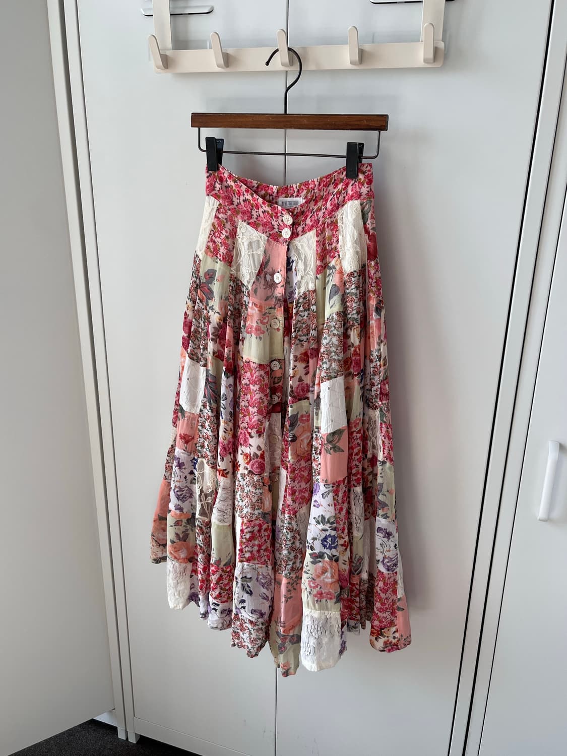 Togetheri 잔꽃 패치워크 레이스 스커트 상품이미지1