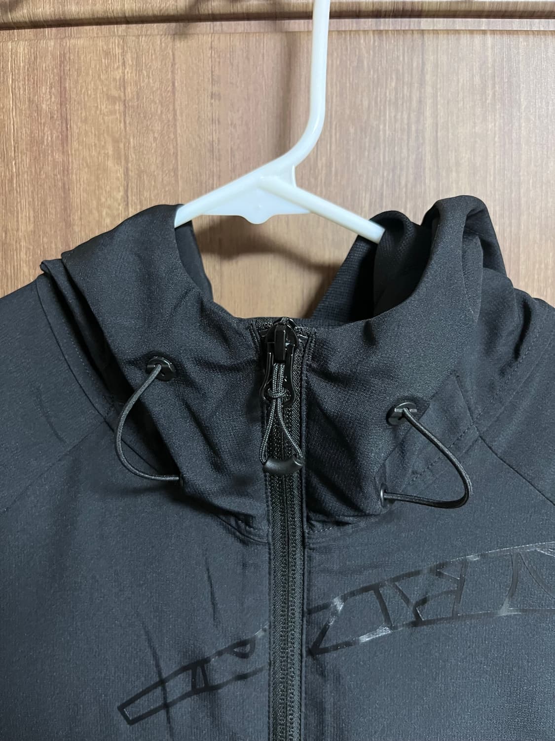 [M] 아식스 프린팅 바람막이 상품이미지2