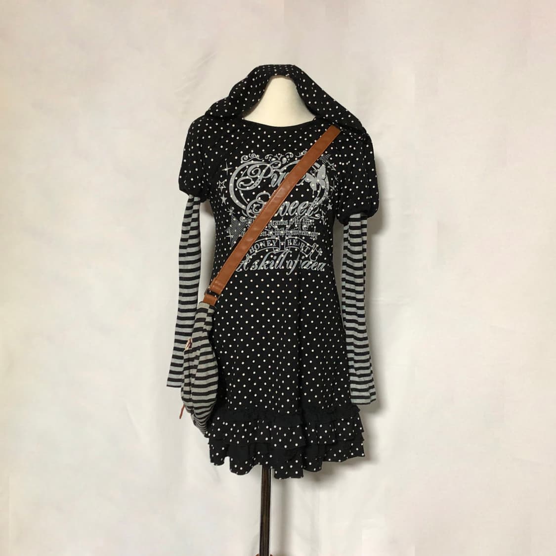 스트라이프 레더 크로스백  그레이 상품이미지7