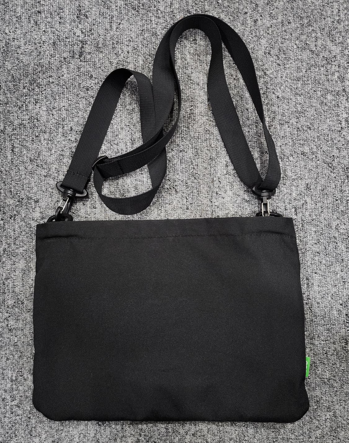 노스페이스 슬림 크로스백 가방 공용 상품이미지2