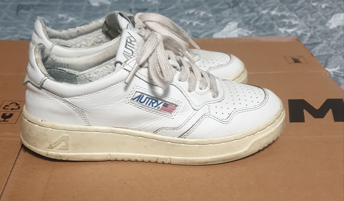 오트리 메달리스트 로우 스니커즈 37(240) 상품이미지2