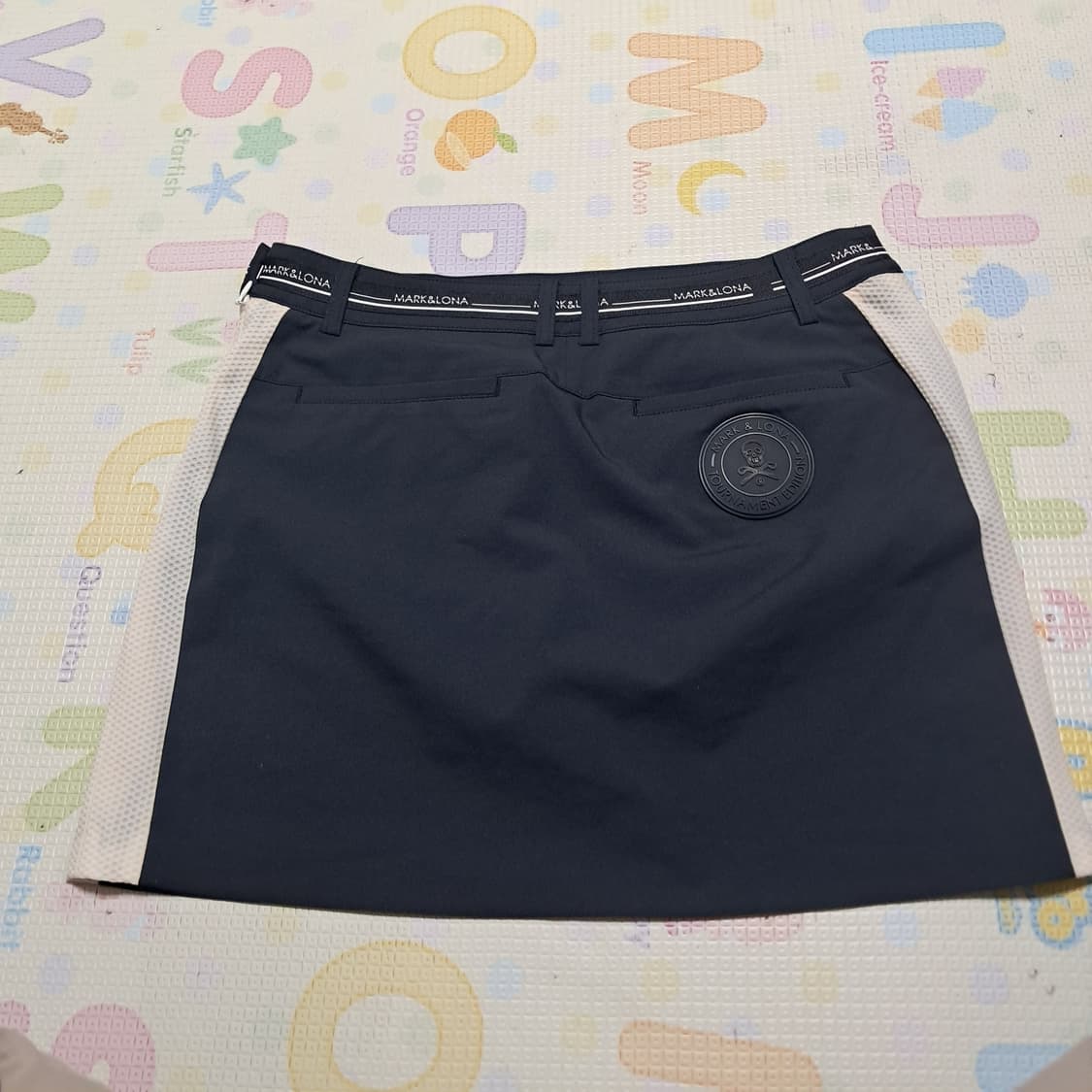 마크앤로나 정품 골프 스커트  73-96(21년제품) 상품이미지2