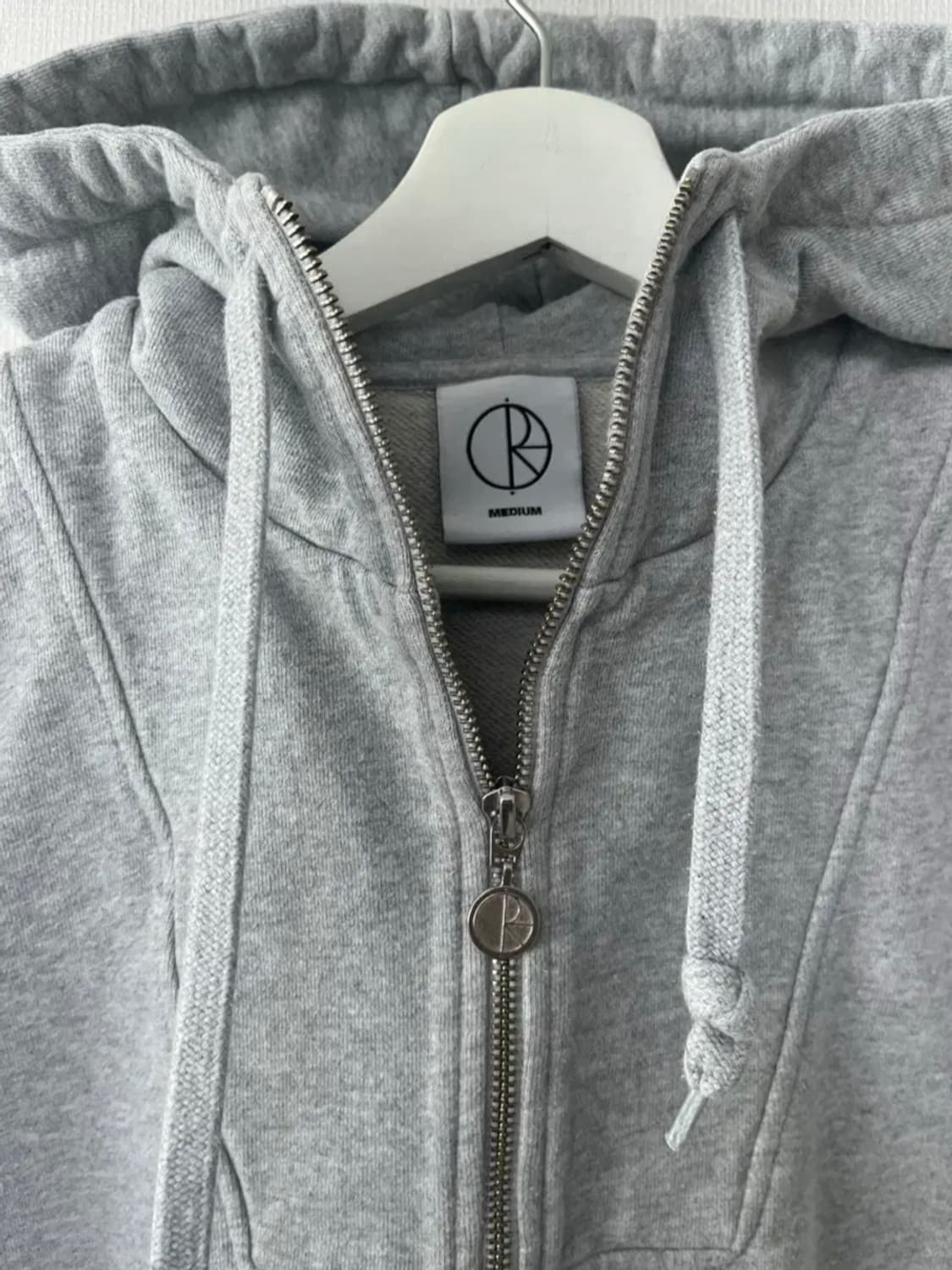 폴라스케이트 그레이 후드티 상품이미지3