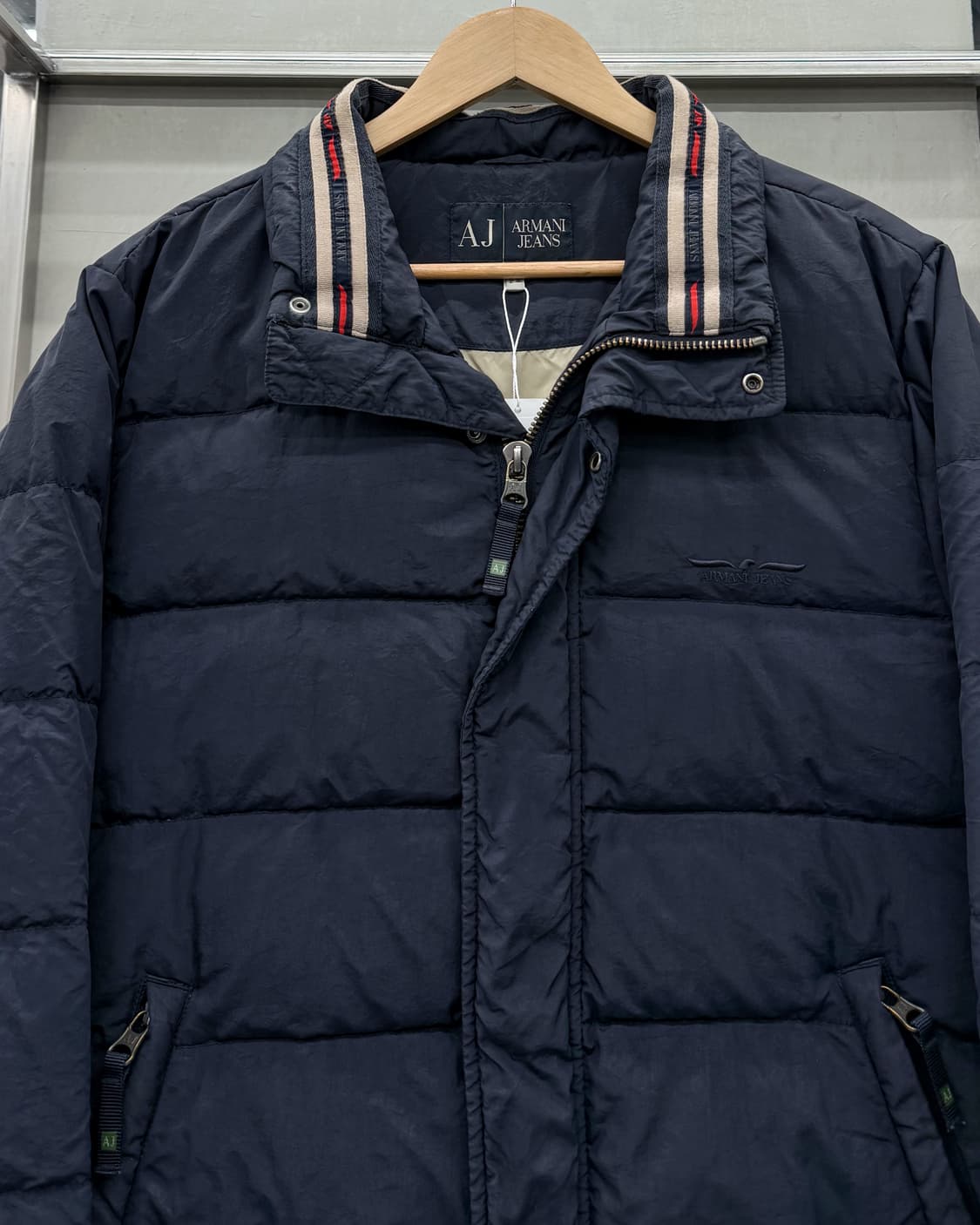 아르마니 진스 00s 나일론쉘 다운 자켓 네이비 상품이미지3