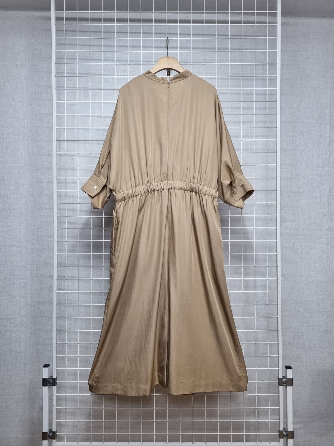 르베이지 원피스 상품이미지2