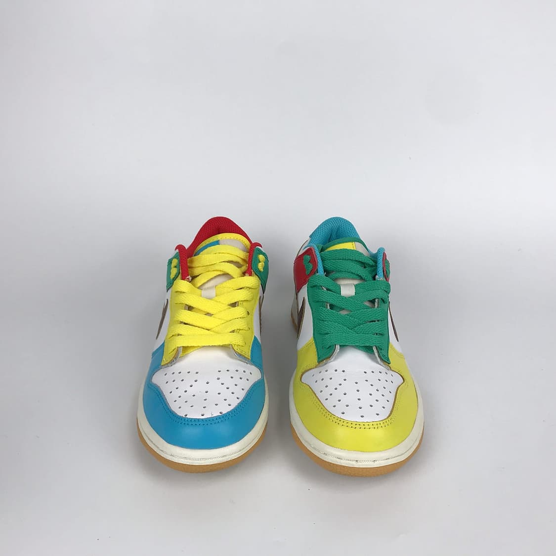 나이키 덩크 로우 SE 프리 99 GS 스니커즈 신발 여성230(225) 상품이미지2