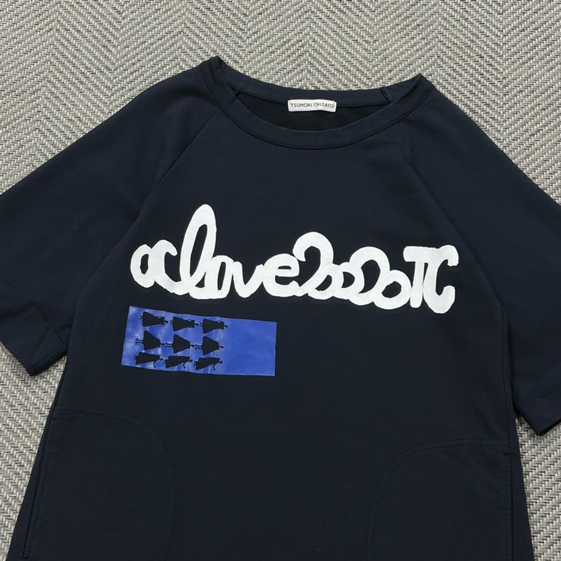 츠모리 치사토 그래픽 포켓 원피스 v2522 상품이미지3