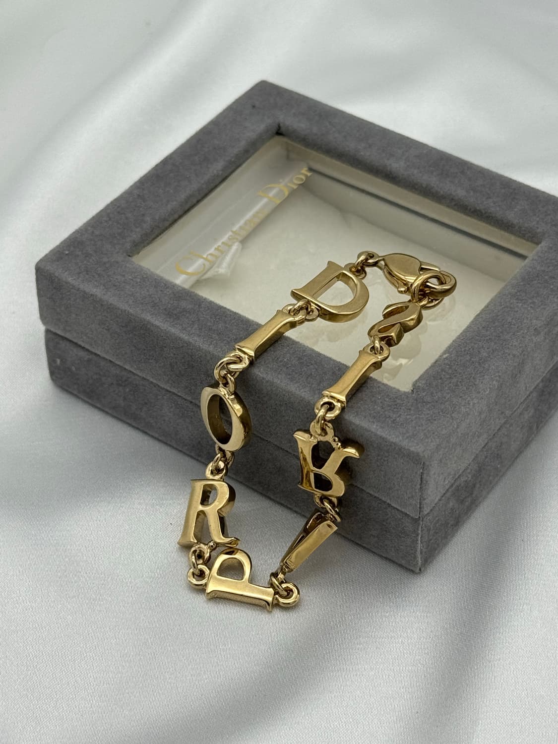 디올 파리스 이니셜 팔찌 상품이미지2