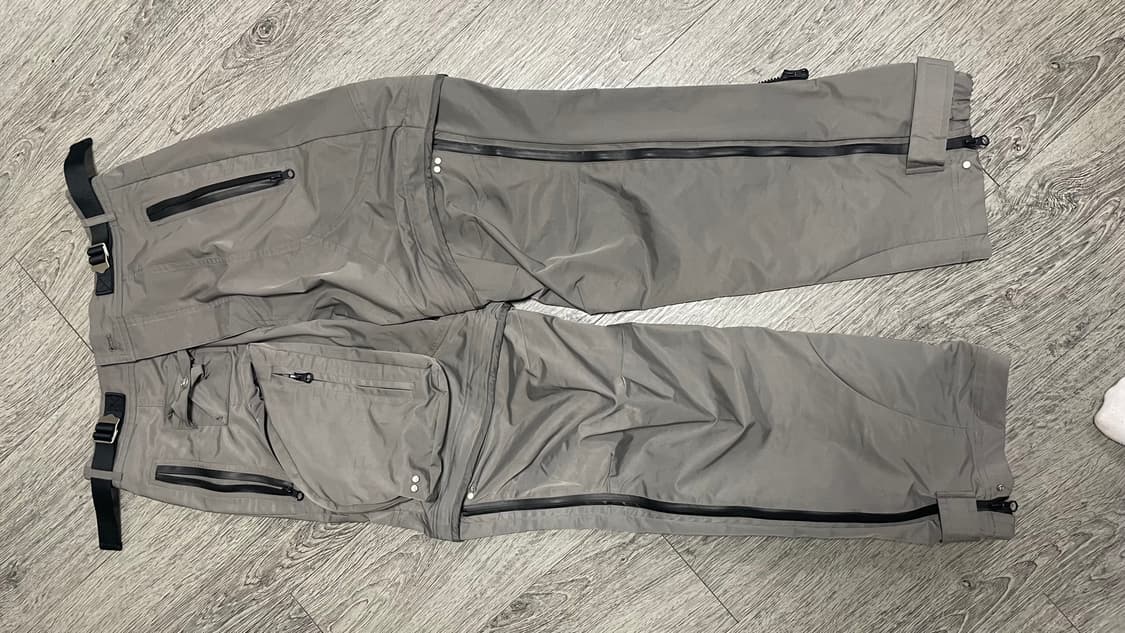 파프롬왓 3D 포켓 디테쳐블 팬츠 그레이 상품이미지3